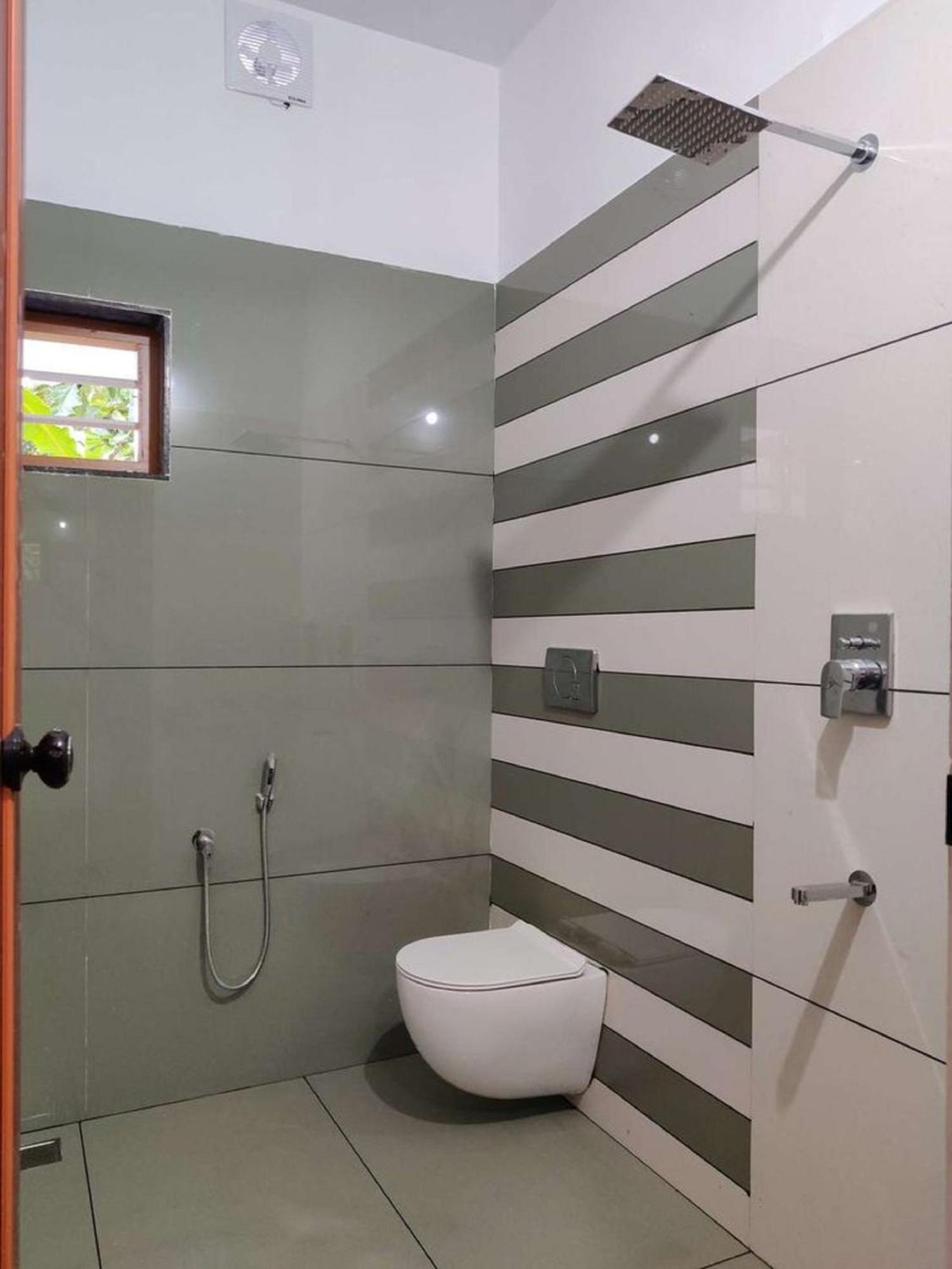 Hotel Aerocity Golden Close To New Delhi Airport Экстерьер фото